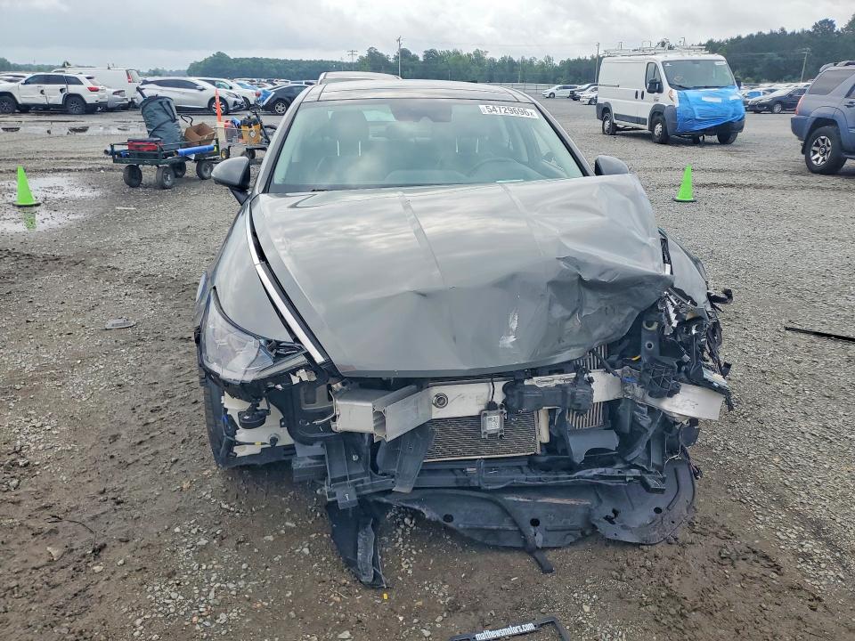 Photo 5 from auction – 2022 HYUNDAI SONATA with VIN KMHL34J24NA232111