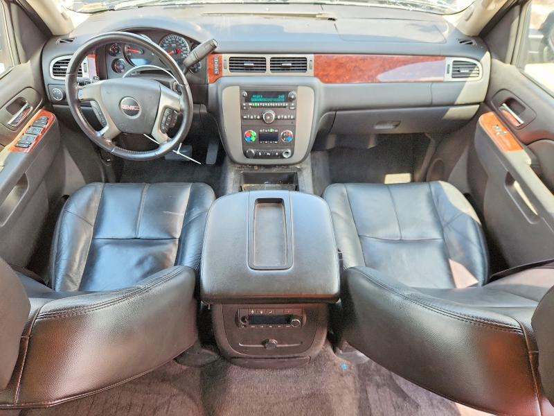Photo 8 from auction – 2011 GMC YUKON with VIN 1GKS1CE0XBR333101