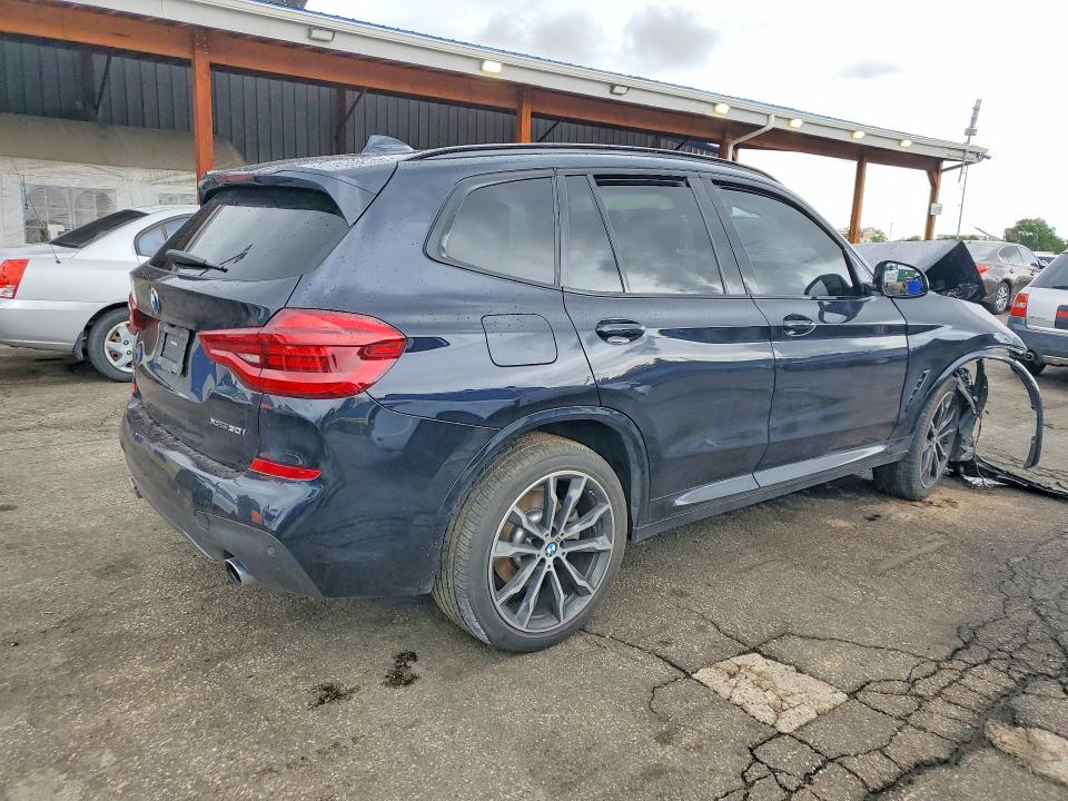 Zdjęcie 3 z aukcji – 2021 BMW X3 z VIN 5UXTY5C09M9E06764