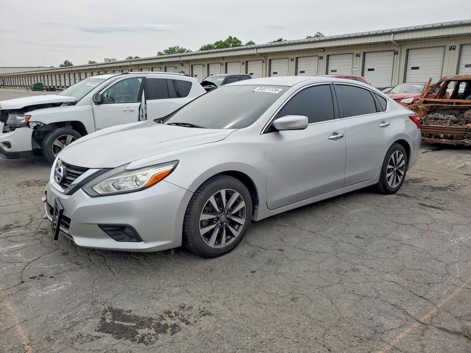 NISSAN ALTIMA 2017 with VIN 1N4AL3AP0HC207173 - Photo from auction