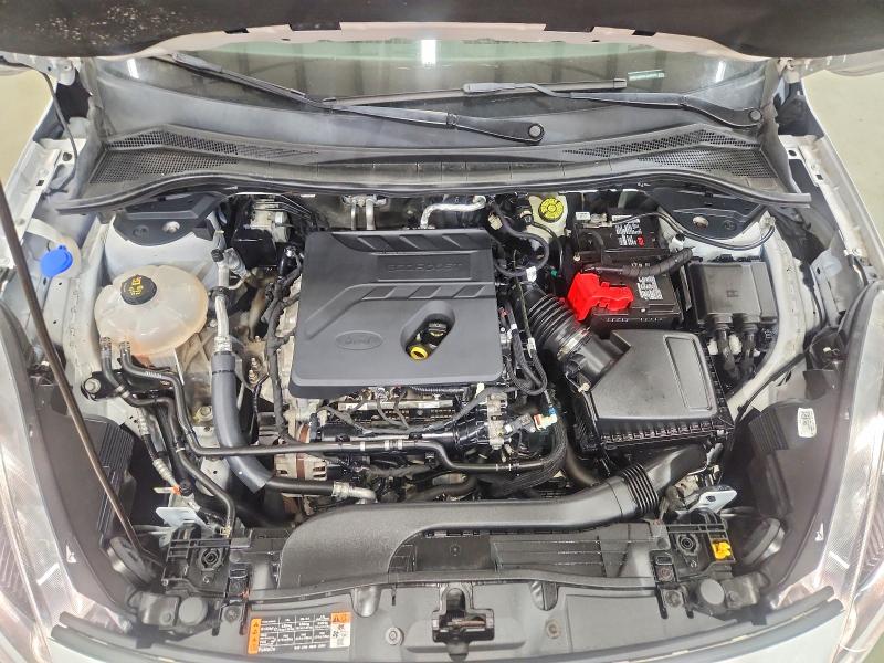 Photo 12 from auction – 2020 FORD ESCAPE with VIN 1FMCU9G64LUA64812