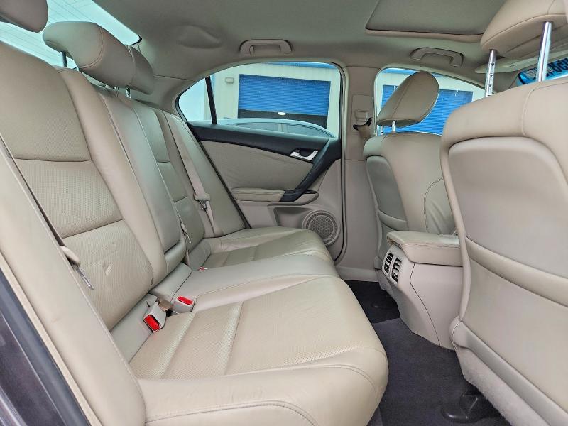 Photo 10 from auction – 2013 ACURA TSX with VIN JH4CU2F46DC003107