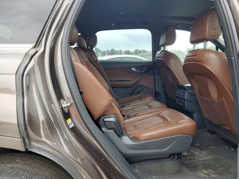 Photo 11 from auction – 2017 AUDI Q7 with VIN WA1LAAF70HD013396