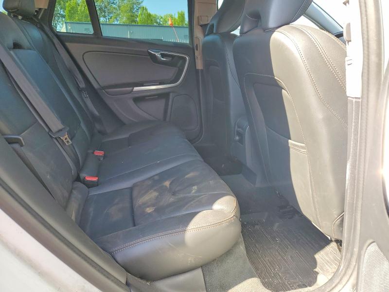 Photo 10 from auction – 2017 VOLVO V60 CROSS COUNTRY with VIN YV440MWKXH1040543