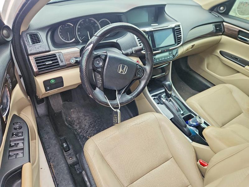 Photo 8 from auction – 2017 HONDA ACCORD with VIN 1HGCR3F89HA018411