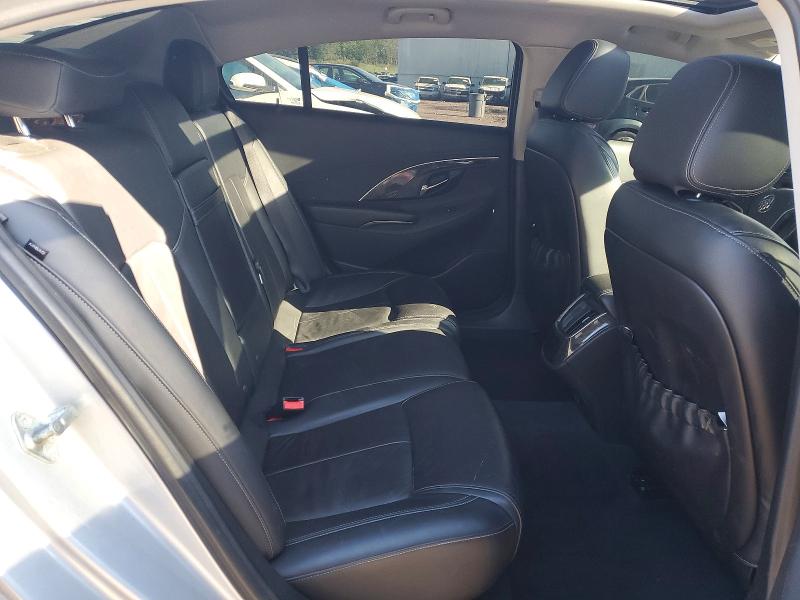 Photo 10 from auction – 2016 BUICK LACROSSE with VIN 1G4GB5G37GF235195