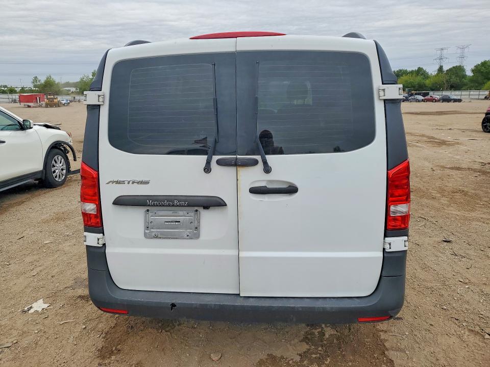 Photo 6 from auction – 2016 MERCEDES-BENZ METRIS with VIN WD3PG2EA0G3125672