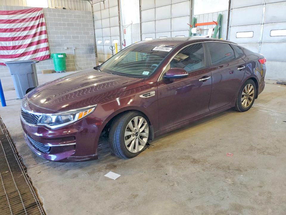 KIA OPTIMA 2018 with VIN 5XXGT4L30JG251748 - Photo from auction