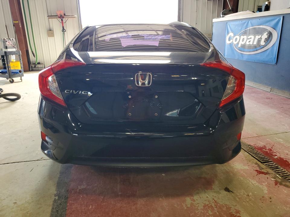 Photo 6 from auction – 2017 HONDA CIVIC with VIN 2HGFC2F8XHH040296