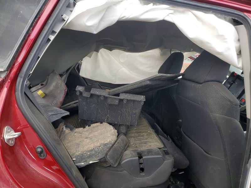 Photo 11 from auction – 2021 TOYOTA RAV4 with VIN 4T3MWRFV8MU030209