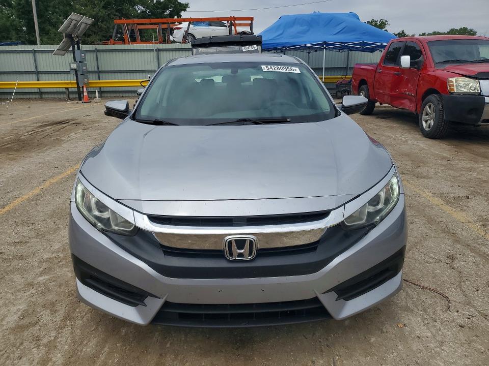 Photo 5 from auction – 2017 HONDA CIVIC with VIN 19XFC2F79HE044826