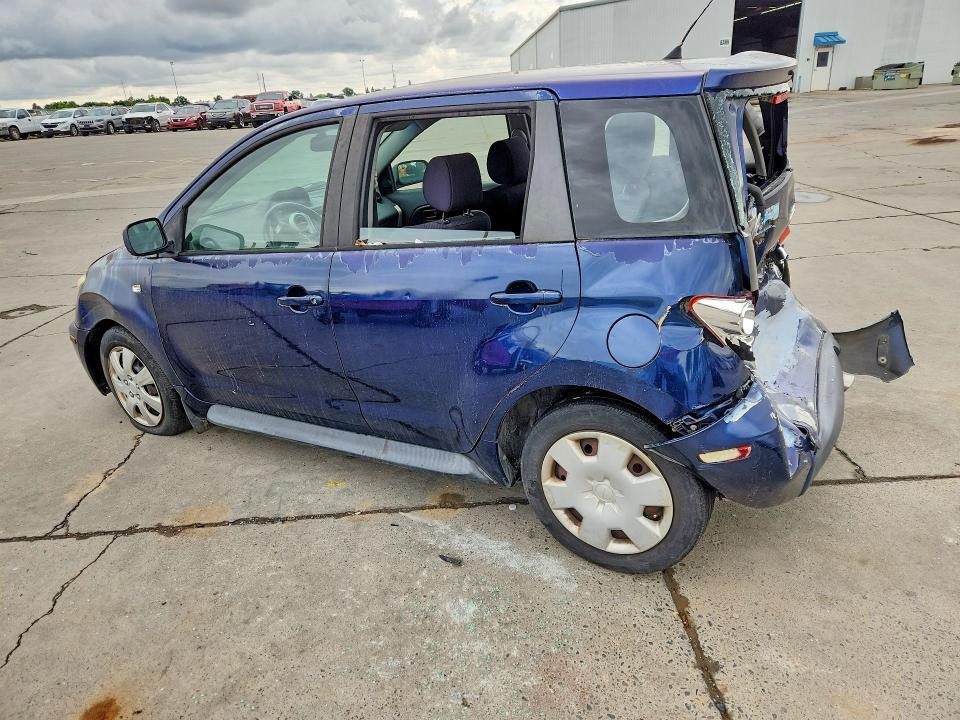 Photo 2 from auction – 2004 SCION XA with VIN JTKKT624740067633