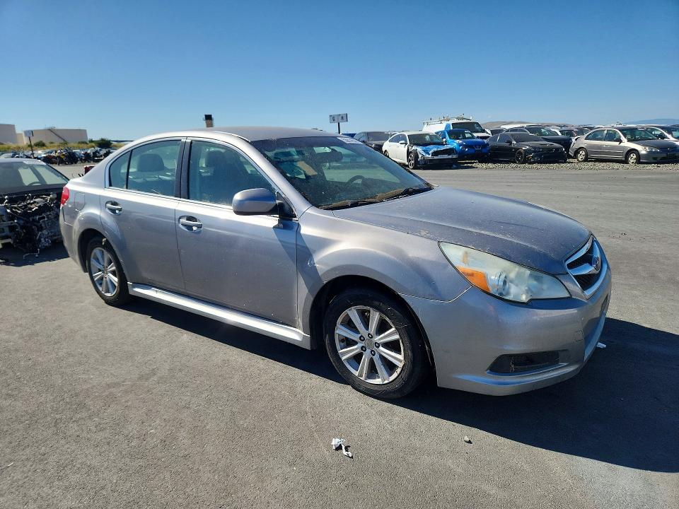 Foto 4 de la subasta – 2010 SUBARU LEGACY con VIN 4S3BMBF61A3221367