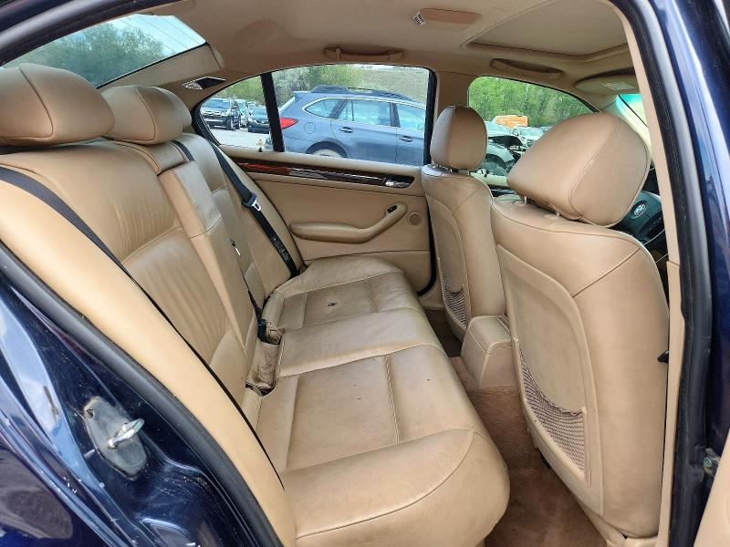 Photo 10 from auction – 2004 BMW 325 with VIN WBAEU33484PR09673