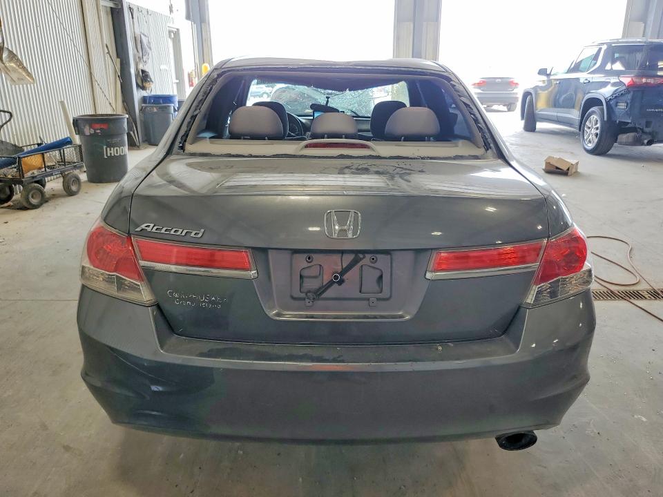 Photo 6 from auction – 2011 HONDA ACCORD with VIN 1HGCP2E37BA147003