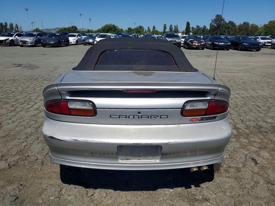 Photo 6 from auction – 1998 CHEVROLET CAMARO with VIN 2G1FP32G7W2115390