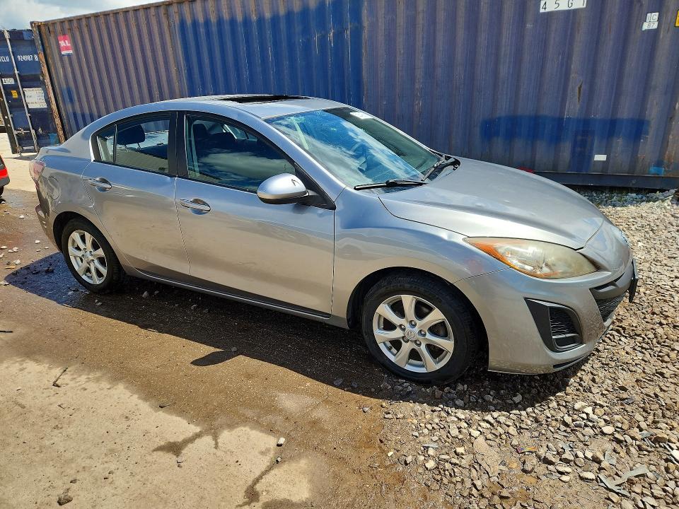 Photo 4 from auction – 2011 MAZDA 3 with VIN JM1BL1VF1B1384788