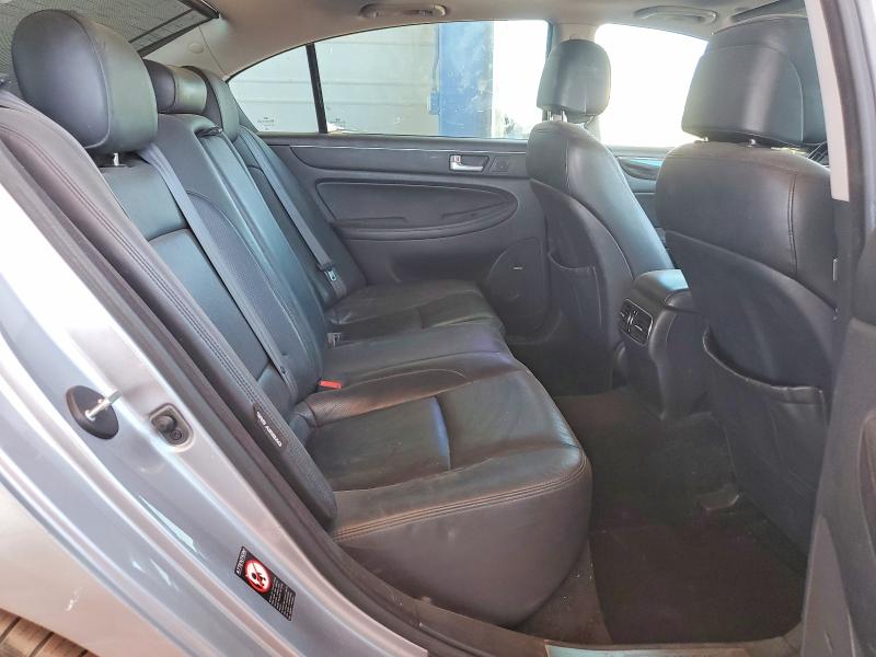 Photo 10 from auction – 2012 HYUNDAI GENESIS with VIN KMHGC4DD3CU207582