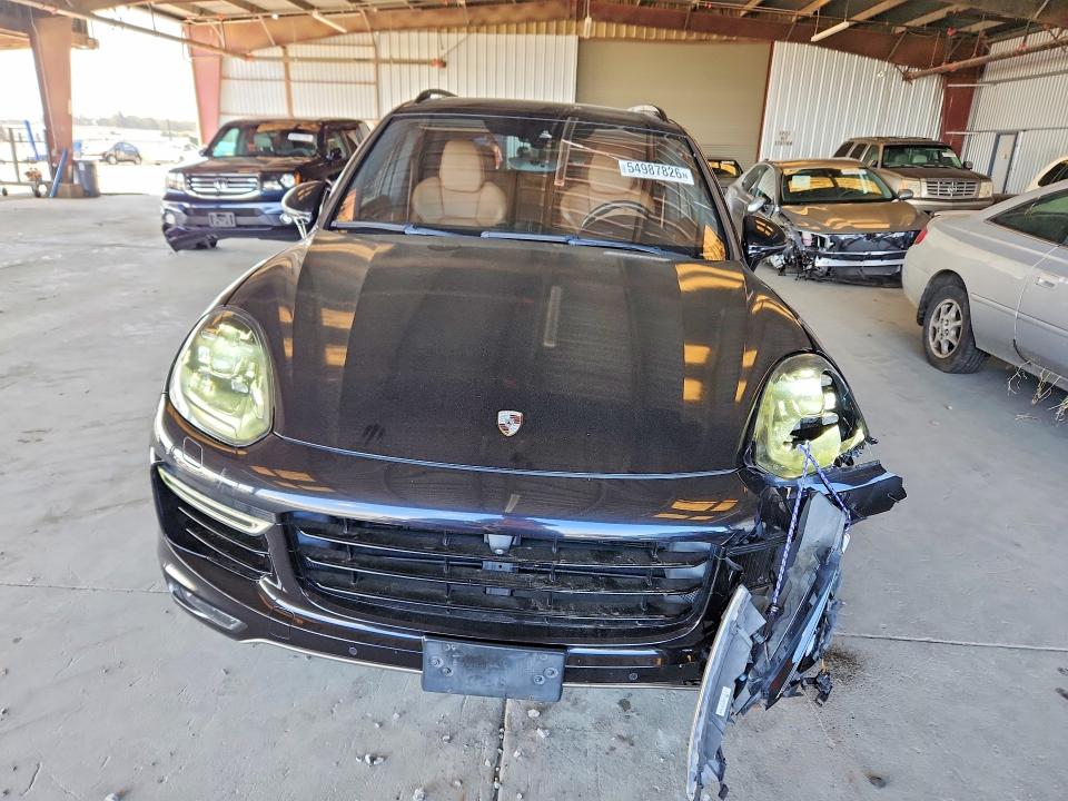 Photo 5 from auction – 2017 PORSCHE CAYENNE with VIN WP1AC2A26HLA97026