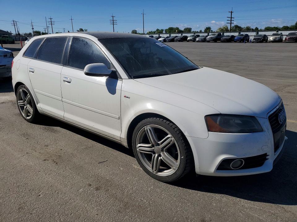 Photo 4 from auction – 2011 AUDI A3 with VIN WAUKJAFM2BA082989