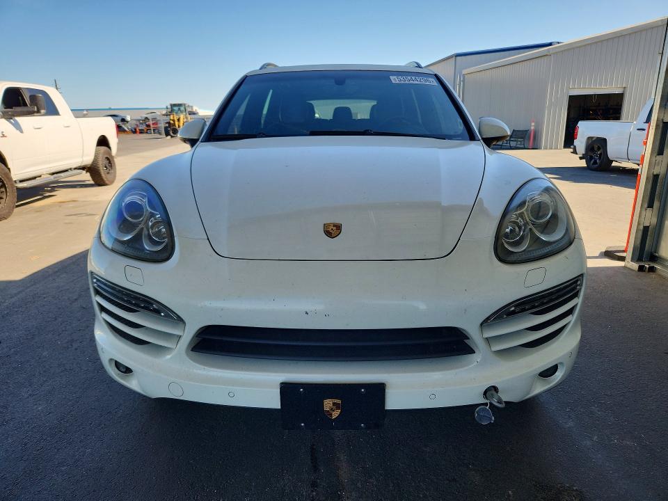 Photo 5 from auction – 2012 PORSCHE CAYENNE with VIN WP1AA2A22CLA03769