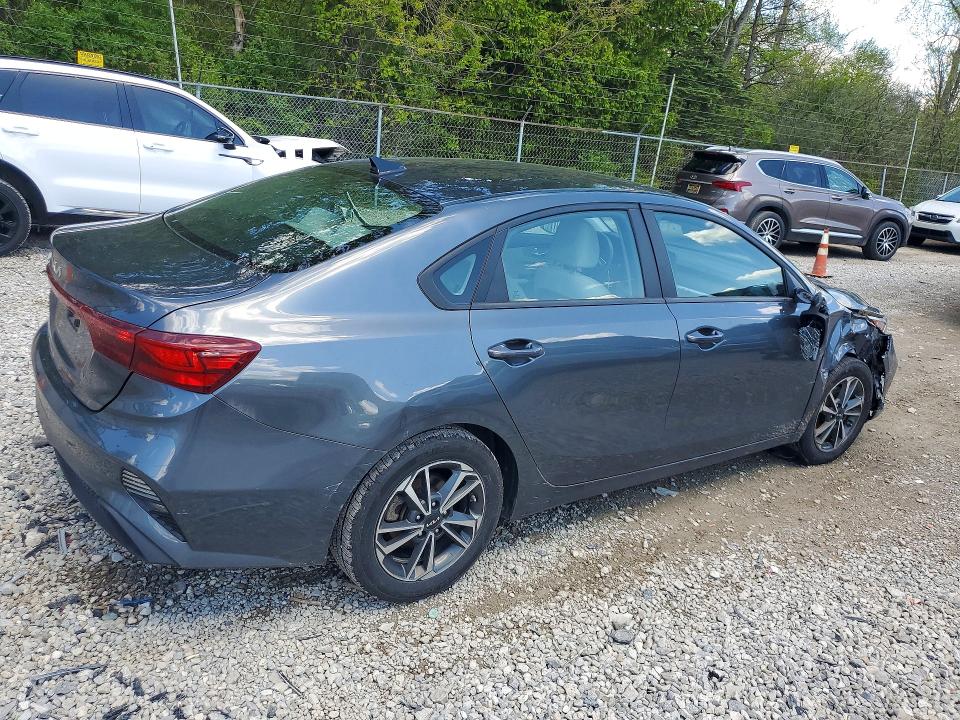 Photo 3 from auction – 2023 KIA FORTE with VIN 3KPF24ADXPE573728