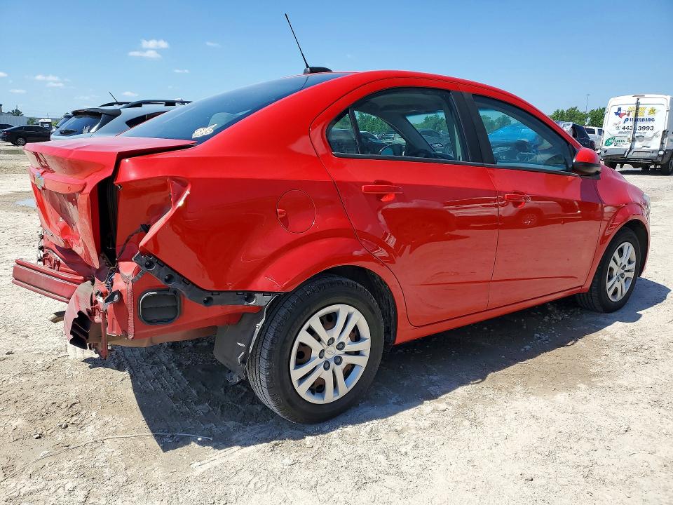 Photo 3 from auction – 2017 CHEVROLET SONIC with VIN 1G1JB5SH2H4169884