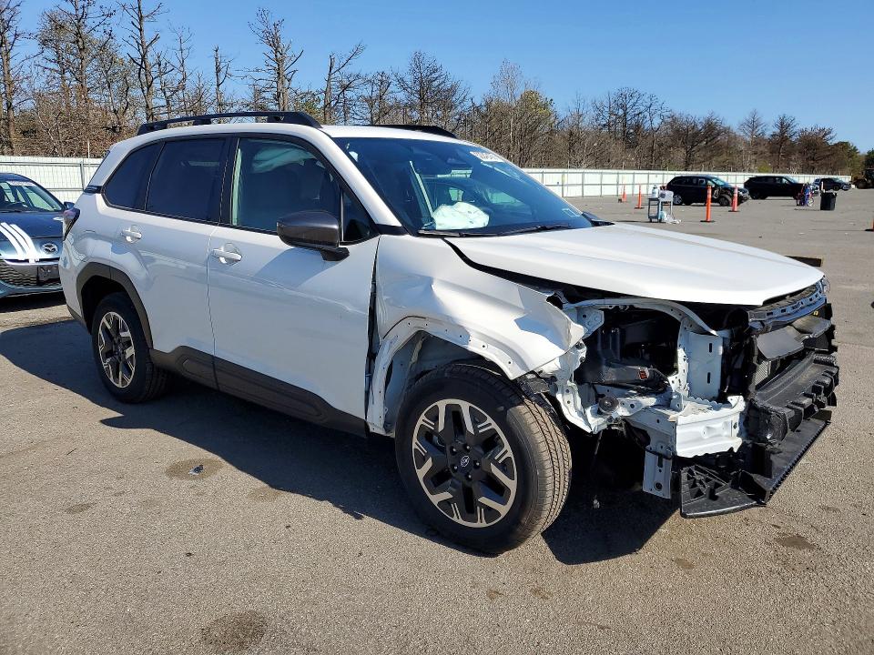 Photo 4 from auction – 2025 SUBARU FORESTER with VIN JF2SLDDC1SH560711