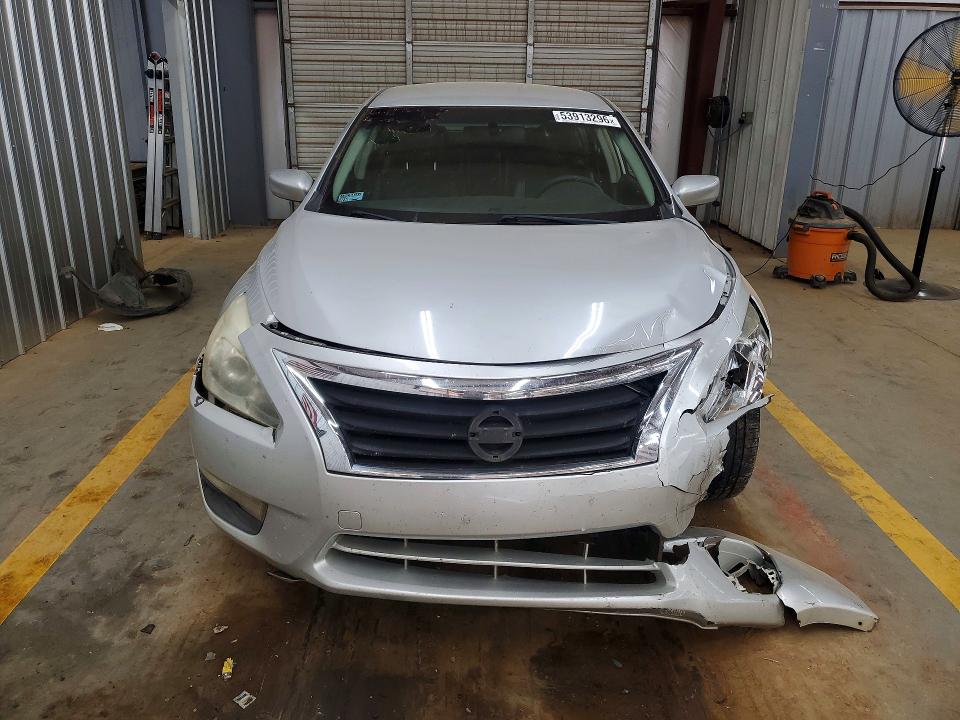 Photo 5 from auction – 2013 NISSAN ALTIMA with VIN 1N4AL3AP0DC155201