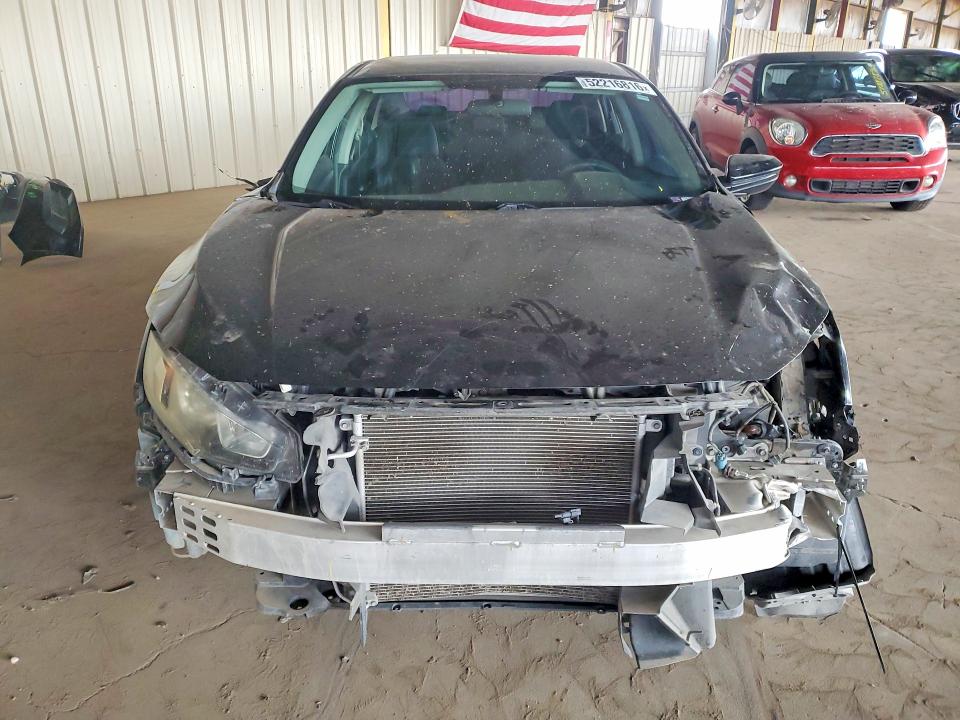 Photo 5 from auction – 2017 HONDA CIVIC with VIN 2HGFC2F51HH561803