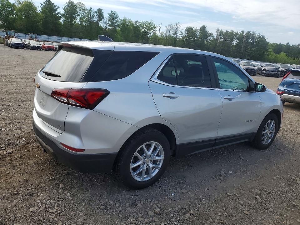 Photo 3 from auction – 2022 CHEVROLET EQUINOX with VIN 3GNAXKEV5NL156066