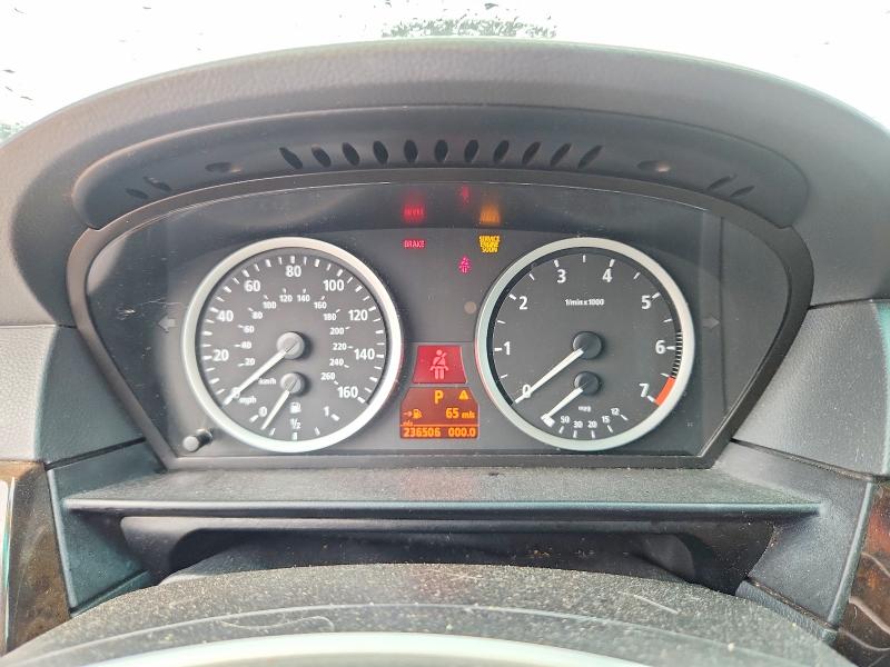 Photo 9 from auction – 2005 BMW 525 with VIN WBANA53585B855657