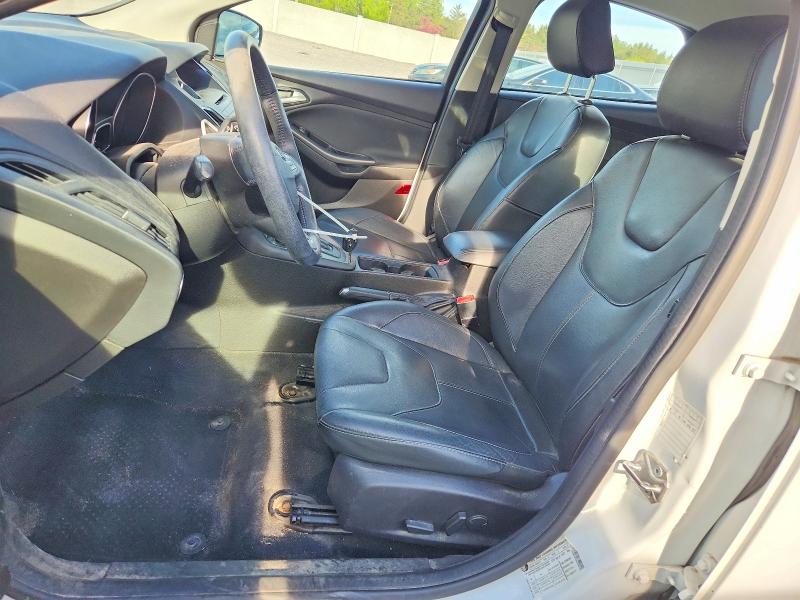 Photo 7 from auction – 2016 FORD FOCUS with VIN 1FADP3F25GL299720