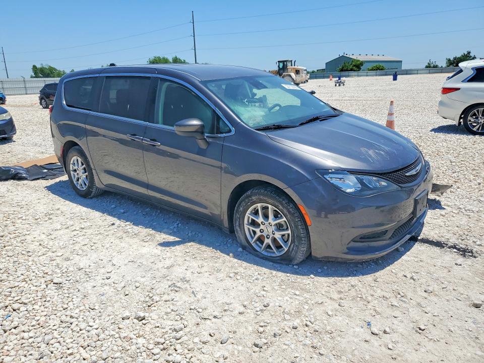 Photo 4 from auction – 2023 CHRYSLER VOYAGER with VIN 2C4RC1CG9PR535356