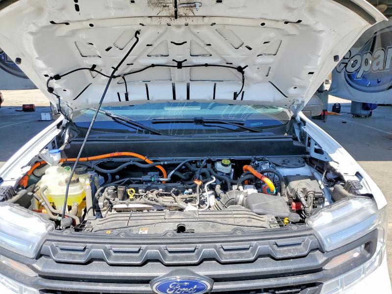 Photo 11 from auction – 2023 FORD MAVERICK with VIN 3FTTW8E38PRA94541