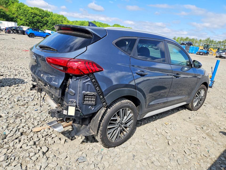 Photo 3 from auction – 2019 HYUNDAI TUCSON with VIN KM8J3CAL0KU030712