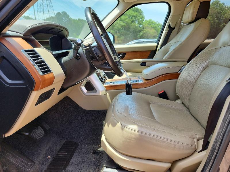 Photo 7 from auction – 2018 LAND ROVER RANGE ROVER with VIN SALGS2SV4JA389291