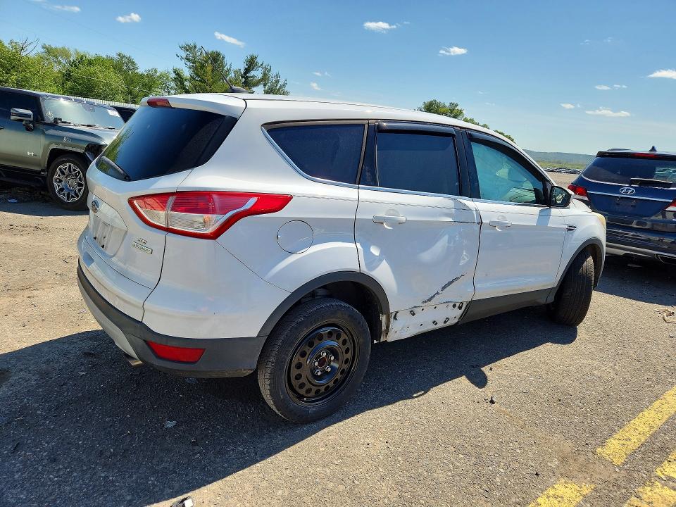 Photo 3 from auction – 2014 FORD ESCAPE with VIN 1FMCU0GX6EUB54714
