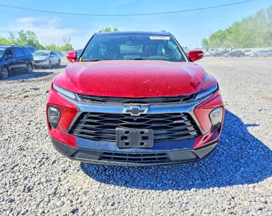 Photo 5 from auction – 2025 CHEVROLET BLAZER with VIN 3GNKBKRS1SS132643
