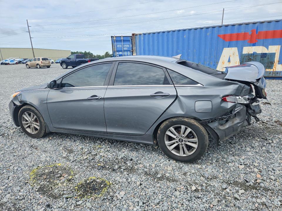 Photo 2 from auction – 2013 HYUNDAI SONATA with VIN 5NPEB4ACXDH667621