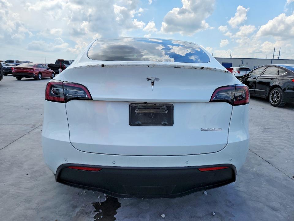 Photo 6 from auction – 2022 TESLA MODEL Y with VIN 7SAYGDEF4NF534729