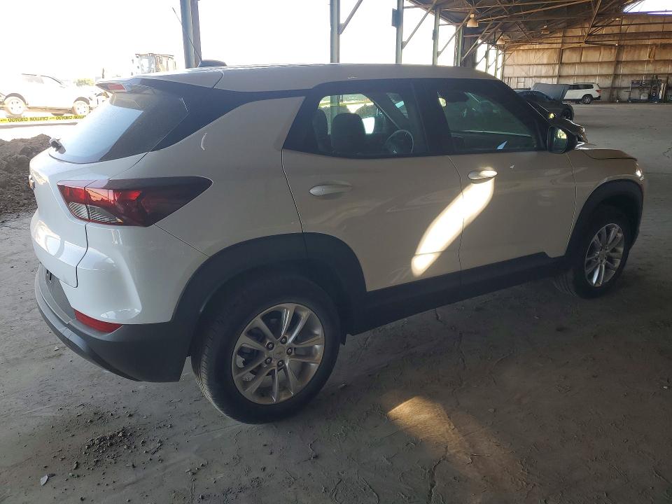 Photo 3 from auction – 2026 CHEVROLET TRAILB LS/ with VIN KL79MMSL2TB110404