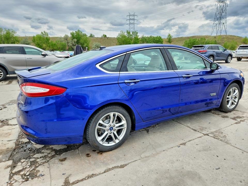 Photo 3 from auction – 2016 FORD FUSION with VIN 3FA6P0SU1GR342627