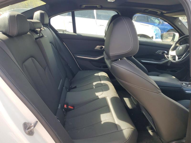 Photo 10 from auction – 2023 BMW 330XI with VIN 3MW89FF08P8C98605