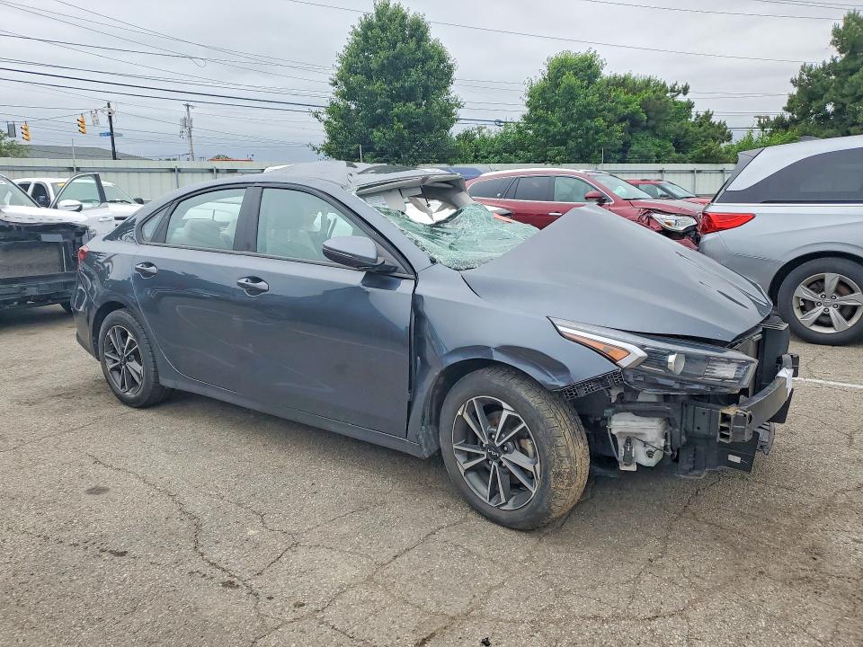 Photo 4 from auction – 2023 KIA FORTE with VIN 3KPF24AD3PE543602