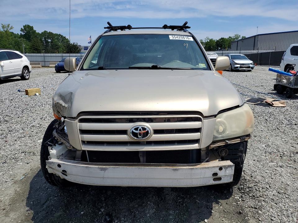 Photo 5 from auction – 2004 TOYOTA HIGHLANDER with VIN JTEGD21A840082163