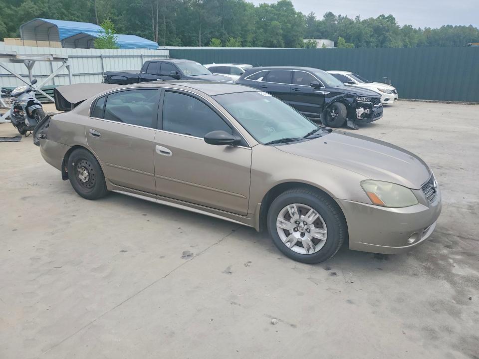 Photo 4 from auction – 2005 NISSAN ALTIMA with VIN 1N4AL11D25C144874