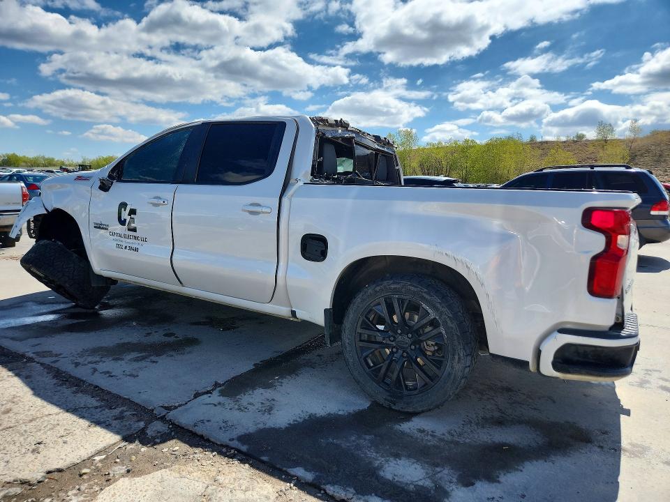 Photo 2 from auction – 2021 CHEVROLET SILVERADO with VIN 3GCUYEET8MG330772