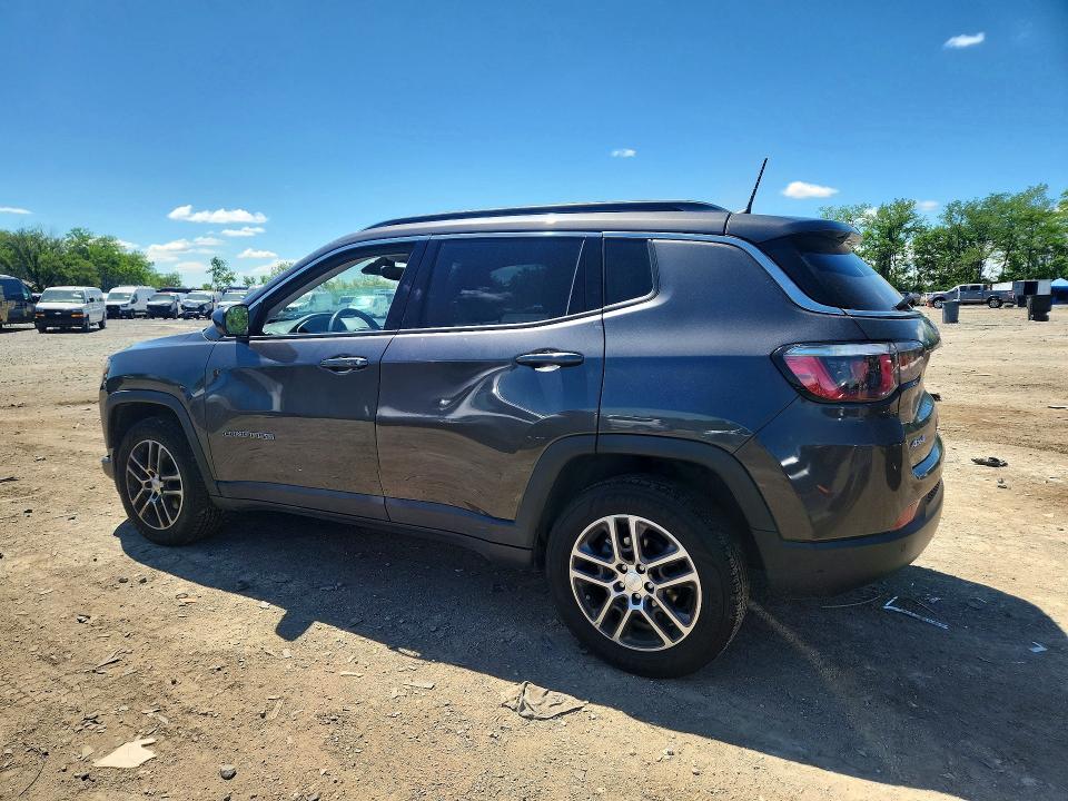 Photo 2 from auction – 2017 JEEP COMPASS with VIN 3C4NJDBBXHT666175