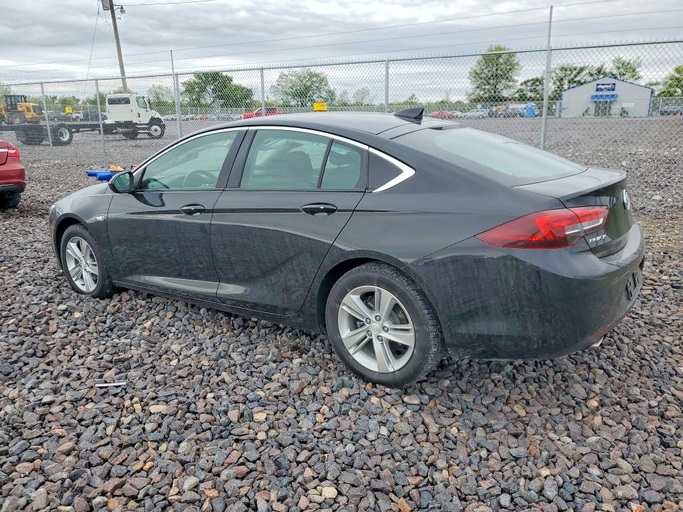 Photo 2 from auction – 2018 BUICK REGAL with VIN W04GL6SX4J1153988